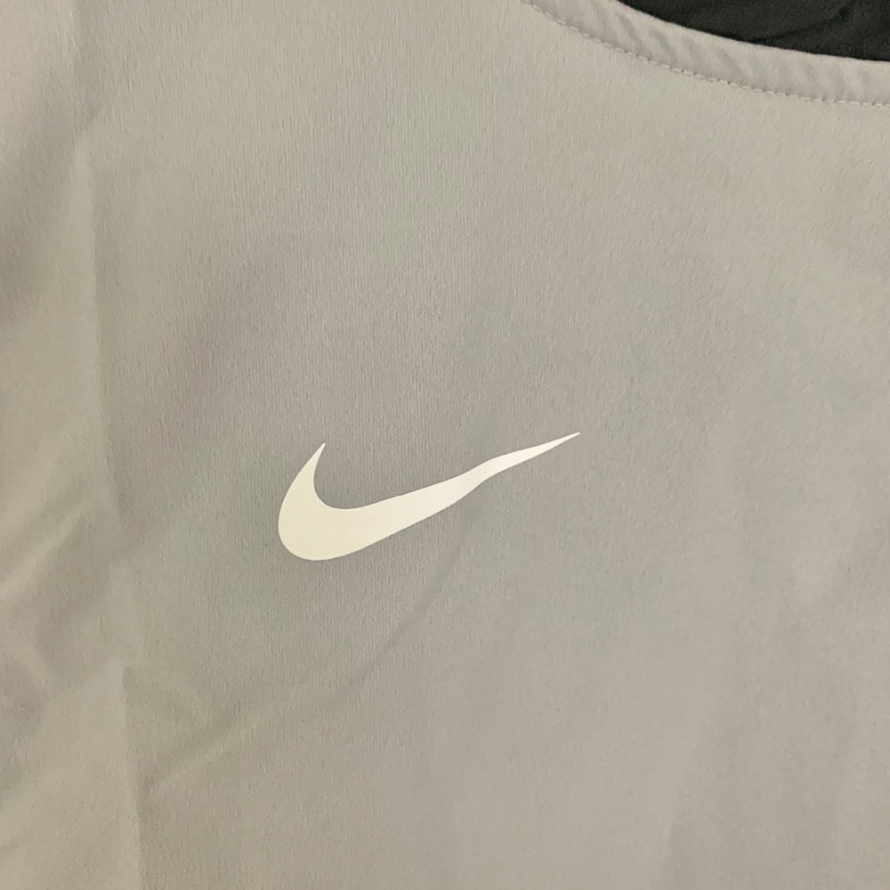 NIKE GRAY ON FIELD FLY RUSH SHIELD VEST HOODIE - Picture 2 of 6